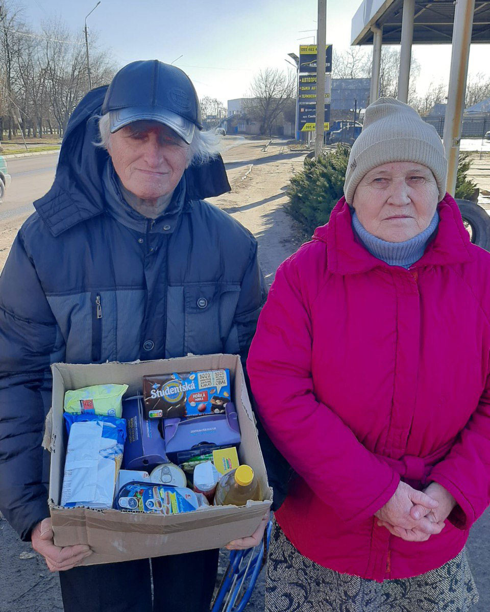 Даруємо тепло літнім у Словʼянську